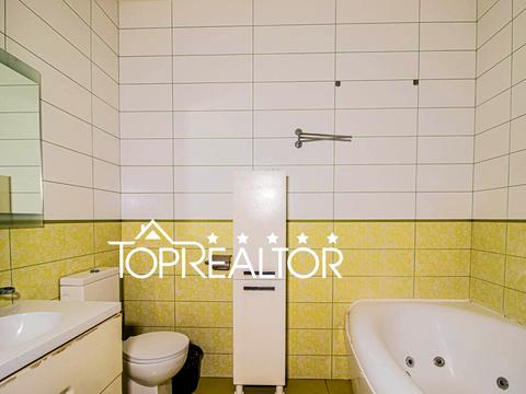 будинок за адресою Лісна