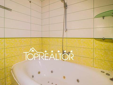 будинок за адресою Лісна