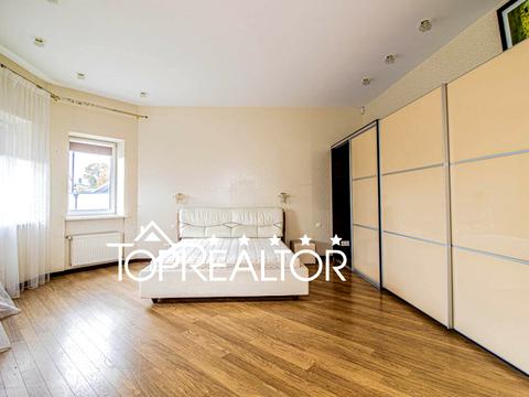 будинок за адресою Лісна