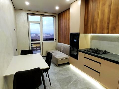 квартира за адресою Героїв Небесної Сотні просп., 16/28