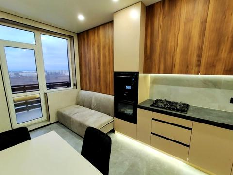 квартира за адресою Героїв Небесної Сотні просп., 16/28