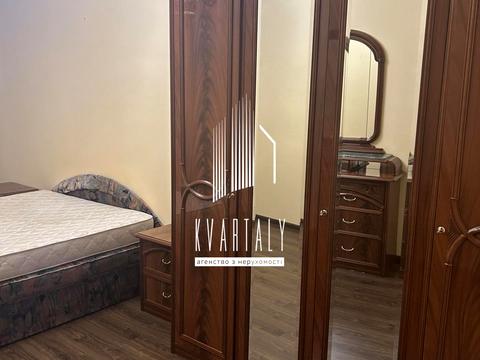 квартира за адресою Хрещатик вул. (Kreschatic), 13