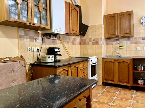 квартира за адресою Пекарська вул., 1