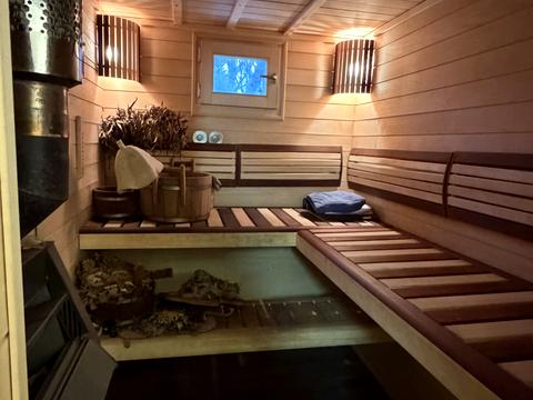 будинок за адресою Лісова вул.