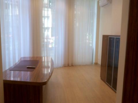 комерційна за адресою Печенізька вул., 16