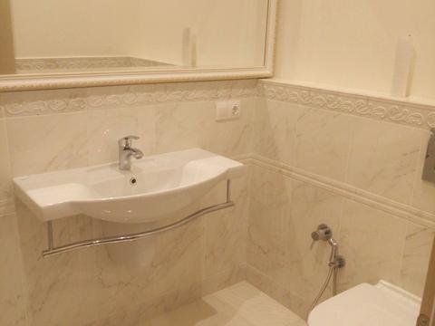 комерційна за адресою Печенізька вул., 16