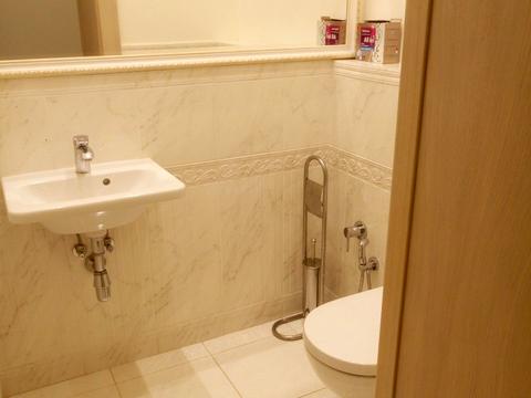 комерційна за адресою Печенізька вул., 16