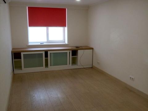 комерційна за адресою Печенізька вул., 16