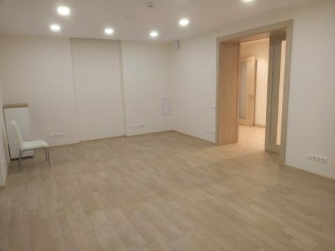 комерційна за адресою Печенізька вул., 16