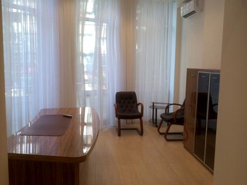 комерційна за адресою Печенізька вул., 16