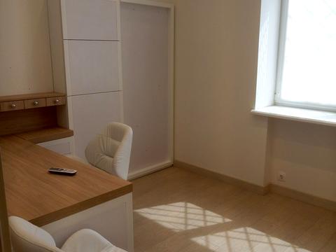 комерційна за адресою Печенізька вул., 16