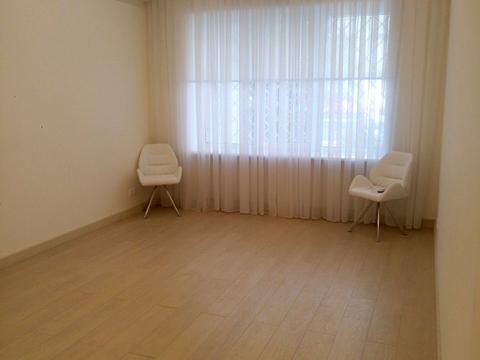 комерційна за адресою Печенізька вул., 16