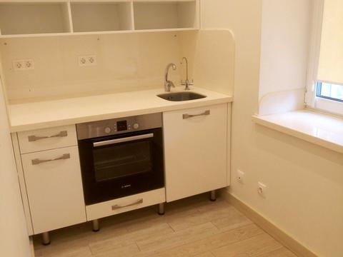 комерційна за адресою Печенізька вул., 16