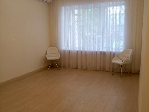 комерційна за адресою Печенізька вул., 16