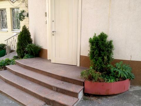 комерційна за адресою Печенізька вул., 16