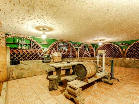 дом по адресу підгірна, 36