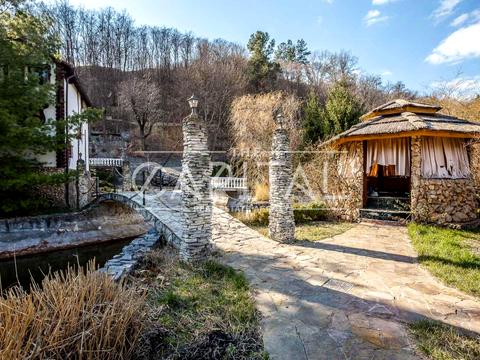 дом по адресу підгірна, 36