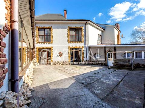 дом по адресу підгірна, 36