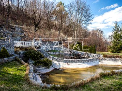 дом по адресу підгірна, 36