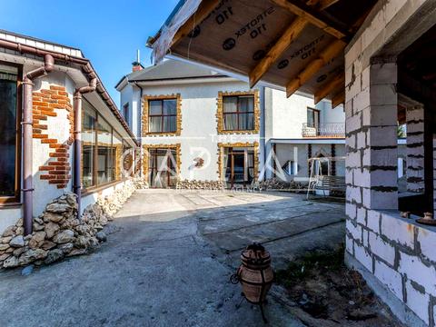 дом по адресу підгірна, 36