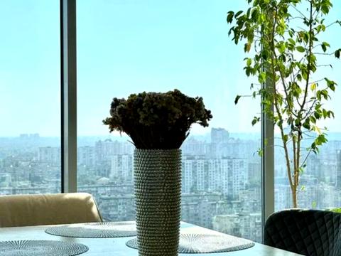 квартира за адресою Героїв полку "Азов" вул. (Маршала Малиновського), 4-В