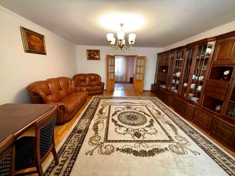 квартира за адресою Джохара Дудаєва вул., 5