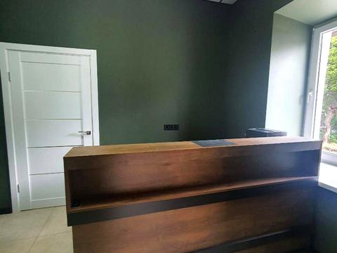 комерційна за адресою Шевченка вул., 2б