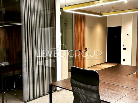 комерційна за адресою Антоновича вул. (Горького), 44