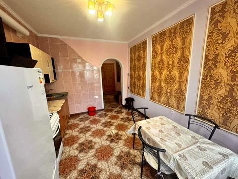 квартира за адресою Композитора Ніщинського вул., 22