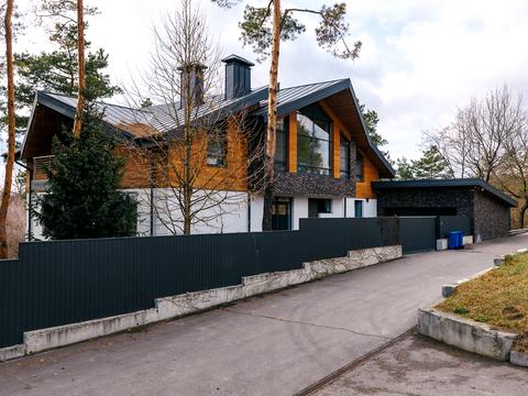 будинок за адресою Ватутіна пров.