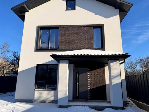 дом по адресу Українська ул.