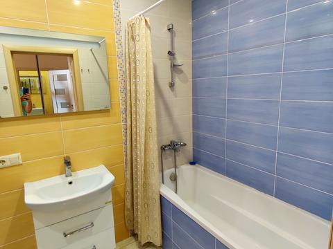 квартира за адресою Андрія Аболмасова вул. (Панельна), 6