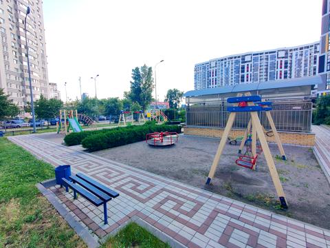 квартира за адресою Андрія Аболмасова вул. (Панельна), 6