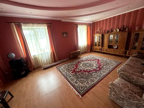 будинок за адресою Любомира Гузара вул., 28