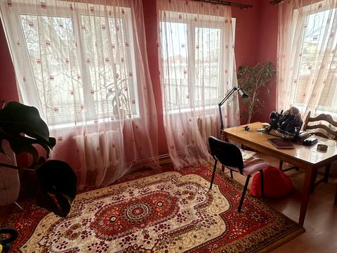 будинок за адресою Любомира Гузара вул., 28