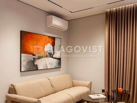 квартира за адресою Джона Маккейна вул. (Івана Кудрі), 1-Б