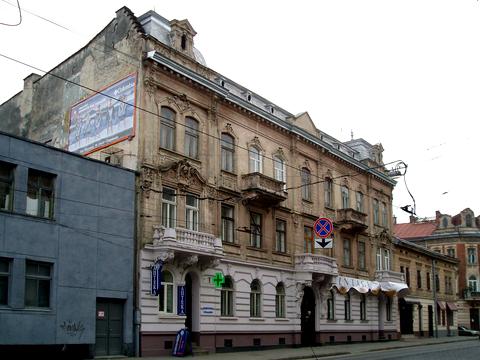 коммерческая по адресу Ивана Франко ул., 43