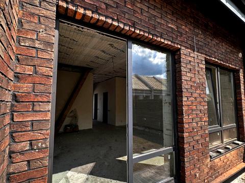 дом по адресу Львовская боковая ул.