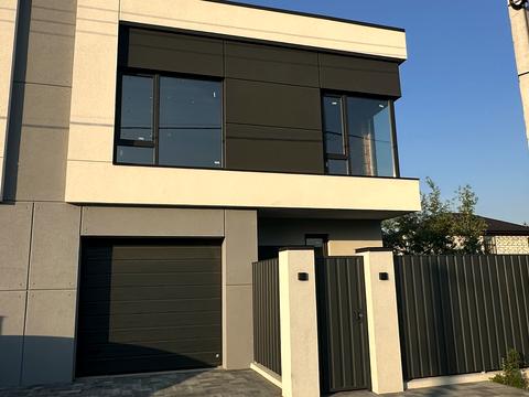 будинок за адресою Богдана Хмельницького вул.