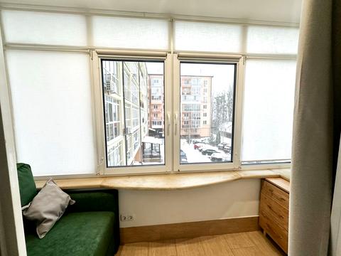 квартира за адресою Академіка Лебедєва вул., 1