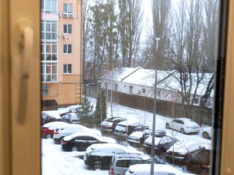 квартира за адресою Академіка Лебедєва вул., 1