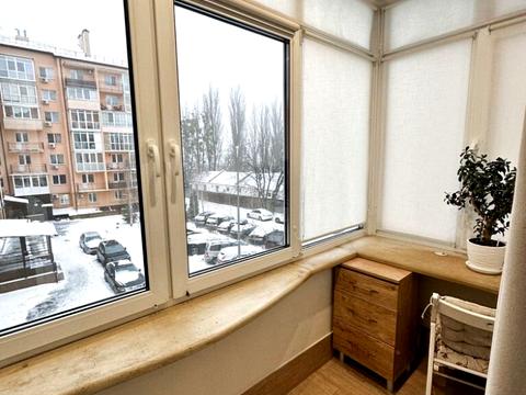 квартира за адресою Академіка Лебедєва вул., 1