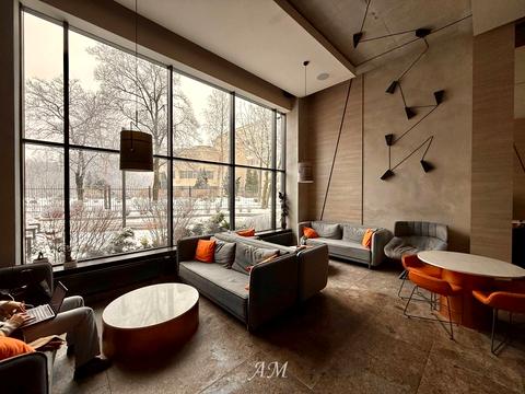 комерційна за адресою Васильківська вул., 100-А