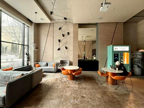 комерційна за адресою Васильківська вул., 100-А