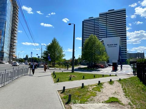 комерційна за адресою Васильківська вул., 100-А