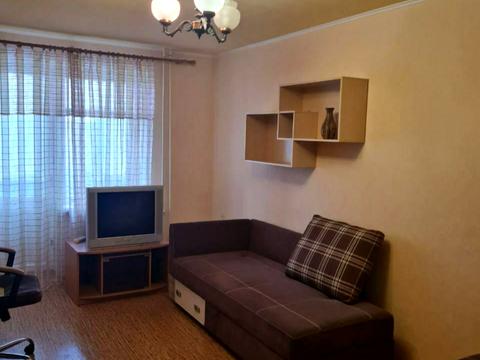 квартира за адресою Льва Ландау просп. (50-річчя СРСР), 12