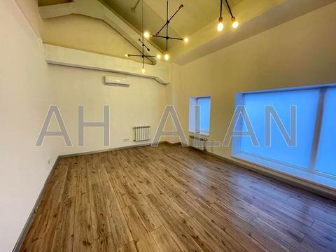 комерційна за адресою Київ, Євгена Сверстюка вул. (Марини Раскової), 1