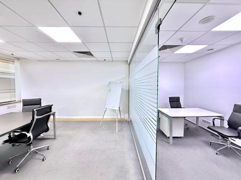 комерційна за адресою Богдана Хмельницького вул., 17/52А