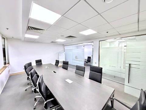 комерційна за адресою Богдана Хмельницького вул., 17/52А