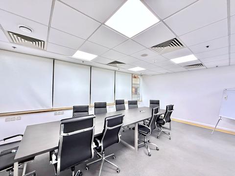 комерційна за адресою Богдана Хмельницького вул., 17/52А